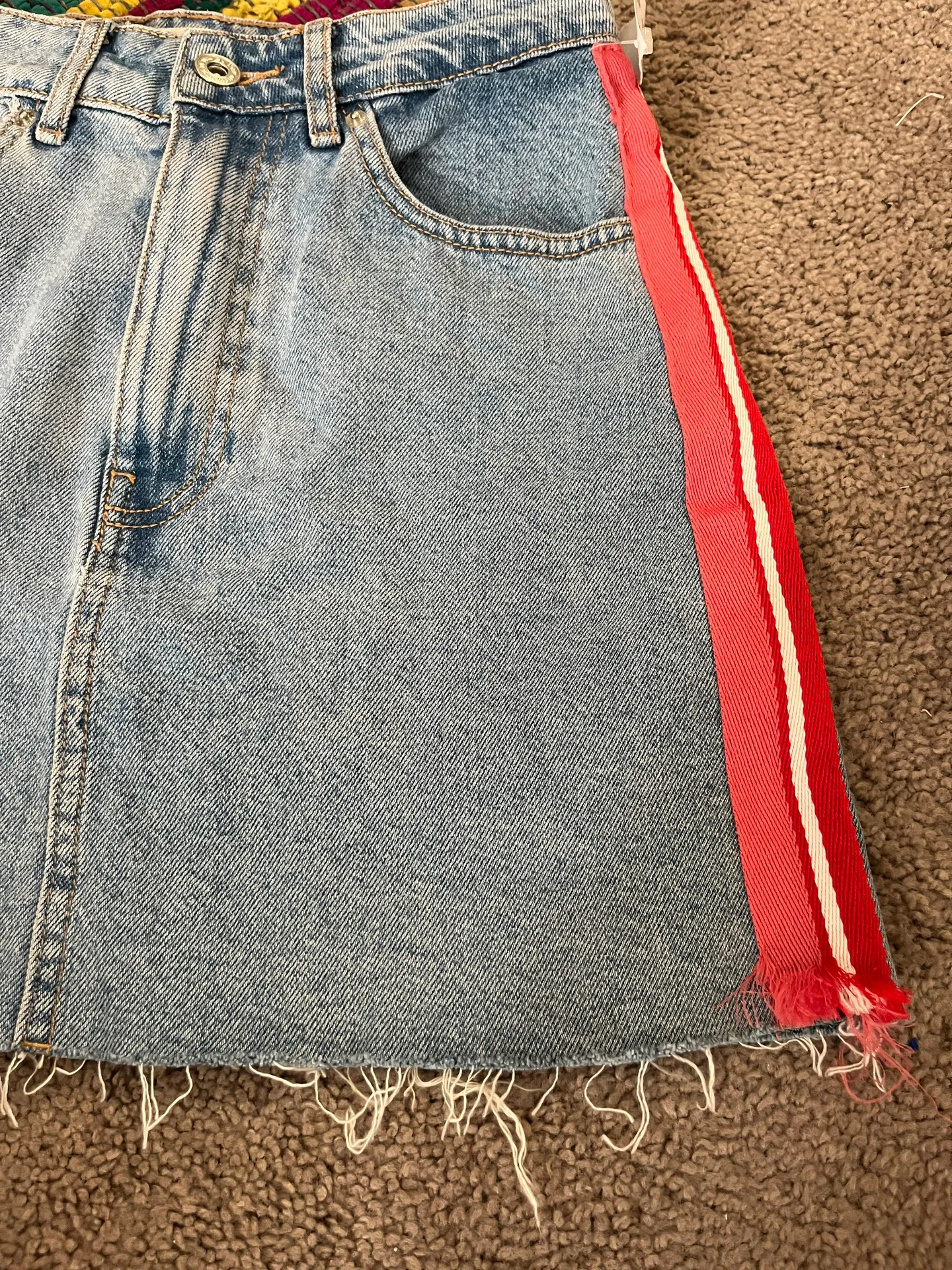 Mini denim skirt with coral and pink hip lined vertical hem color never worn  - Image 3