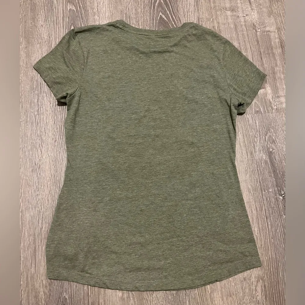 Puma Short Sleeve T Shirt Green Logo Womens Size S Activewear Athletic Causal - Image 8