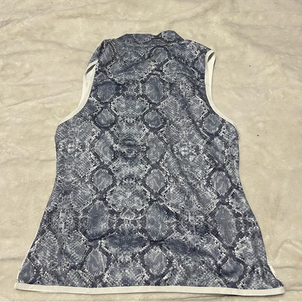 Roberto Cavalli Blue and White Patterned Vest - Image 5