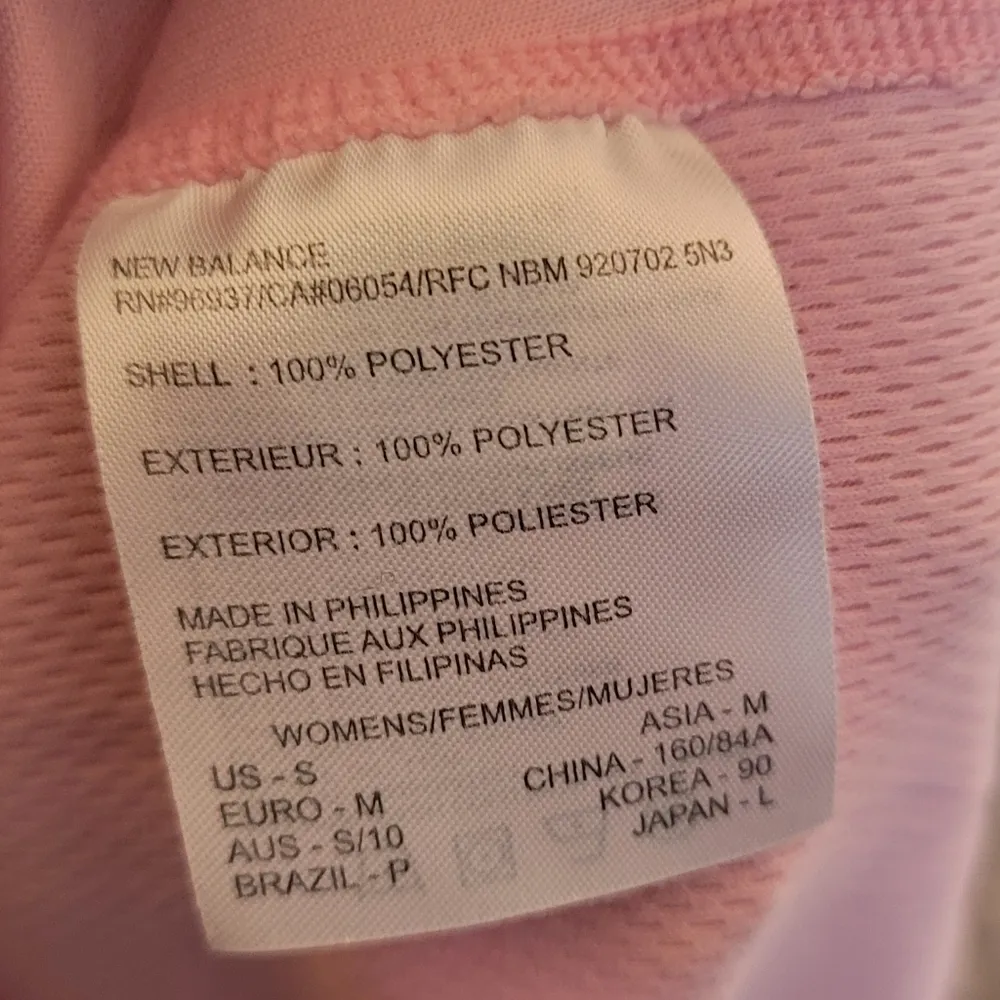 New Balance Pink Short Sleeve Active Wear Breast Cancer Awareness Top S - Image 3