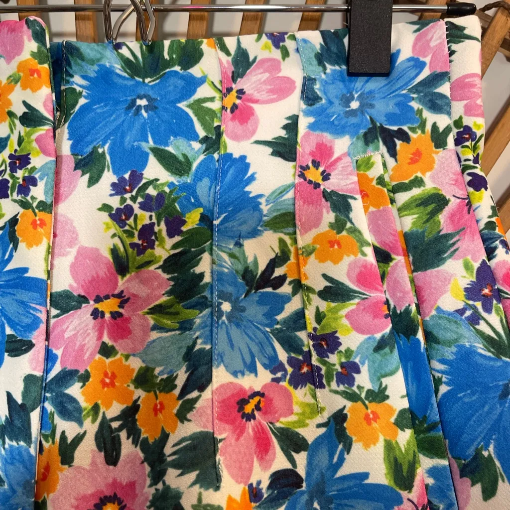 Zara Women’s Hi Waist Cropped Multicolor Floral Pants Sz M Spring, Workwear 💐 - Image 13