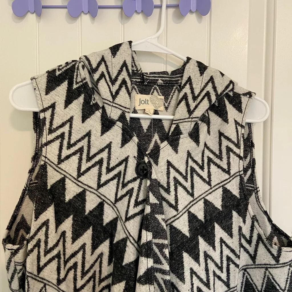 NEW‎ Jolt women’s black white geometric hooded drapey thick tassel vest large - Image 2