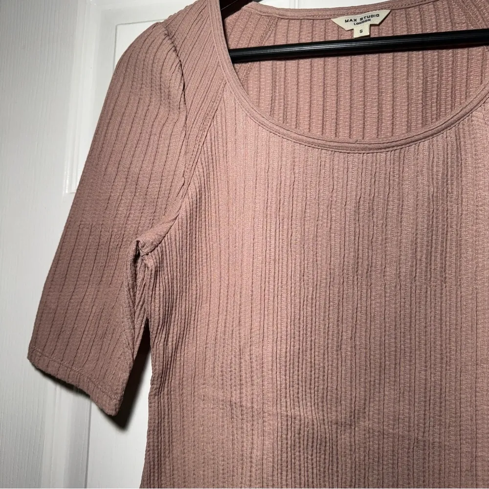 Max Studio • Shirt Top Blouse • Puff Sleeve • Scoop Neck • Small - Image 4