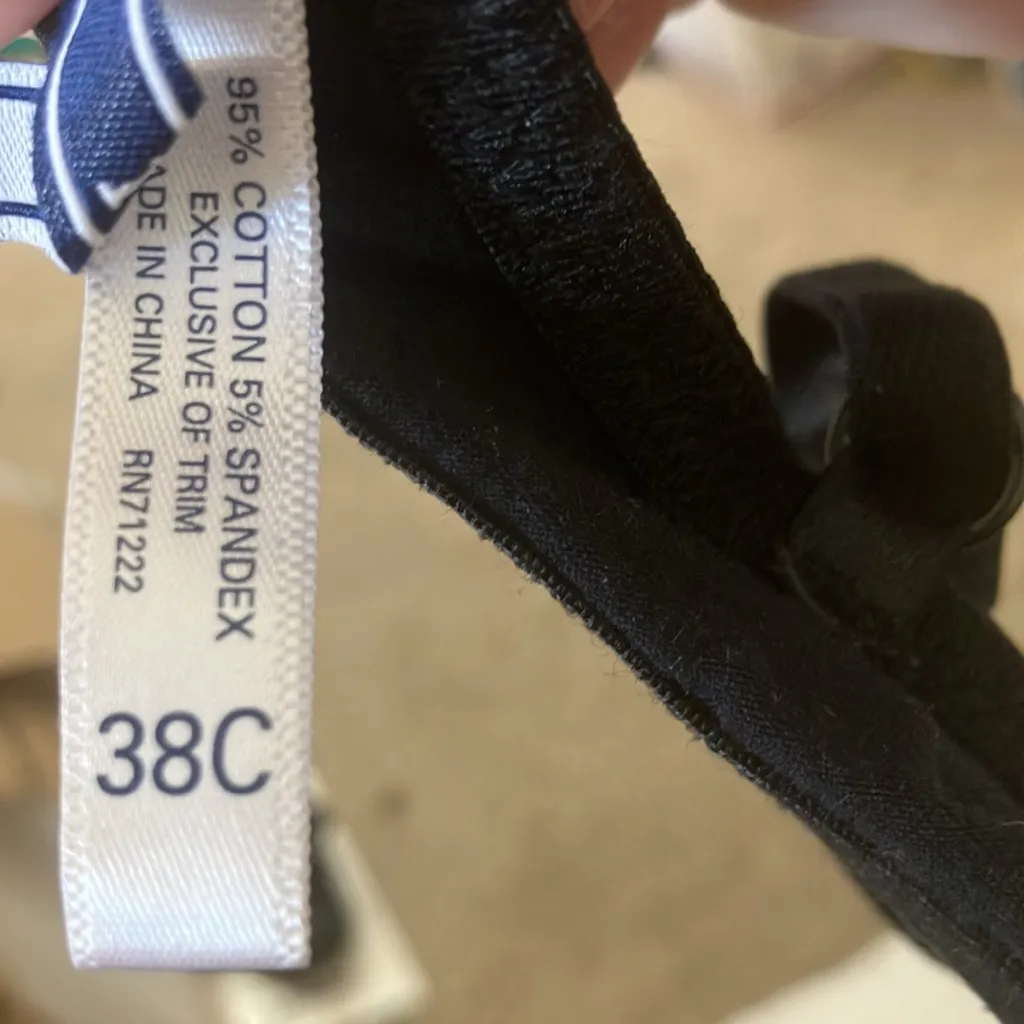 IZOD FINAL MARKDOWN Ladies  bra 38c - Image 4