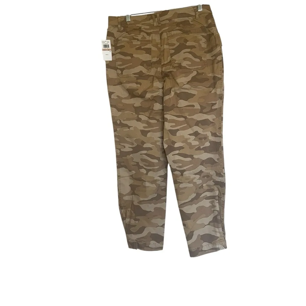 NWT Democracy "Ab"solution® High-Rise Rolled Cuff Utility Pant SZ-12 Camo - Image 5
