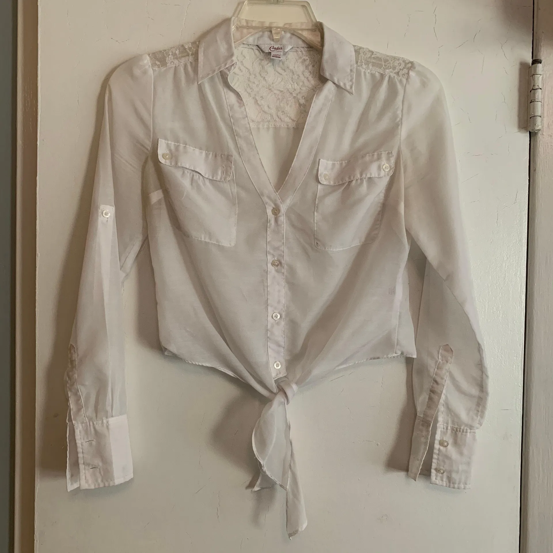 Candie's White tie front bow collared button down lace back shirt - Image 5