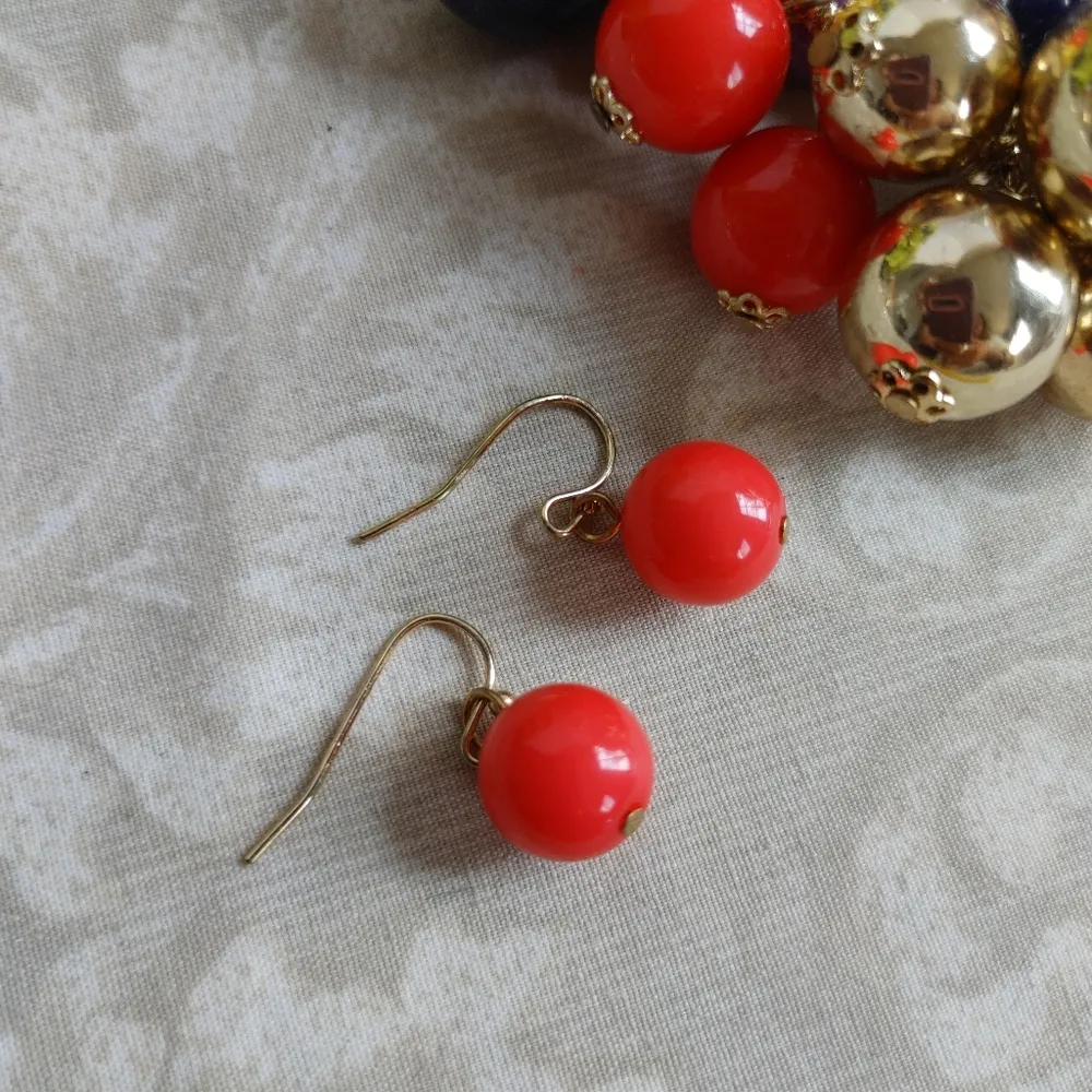 🎉HP🎉 Multi Color Bauble Necklace Earrings Set Gold - Image 4