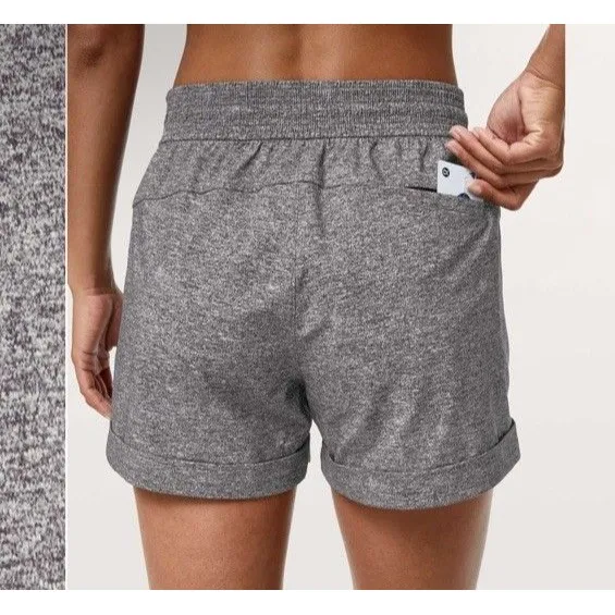 Lululemon Shorts 3” Spring Break Away 6 Gray Heather Athletic Cuffed Medium Rise - Image 2