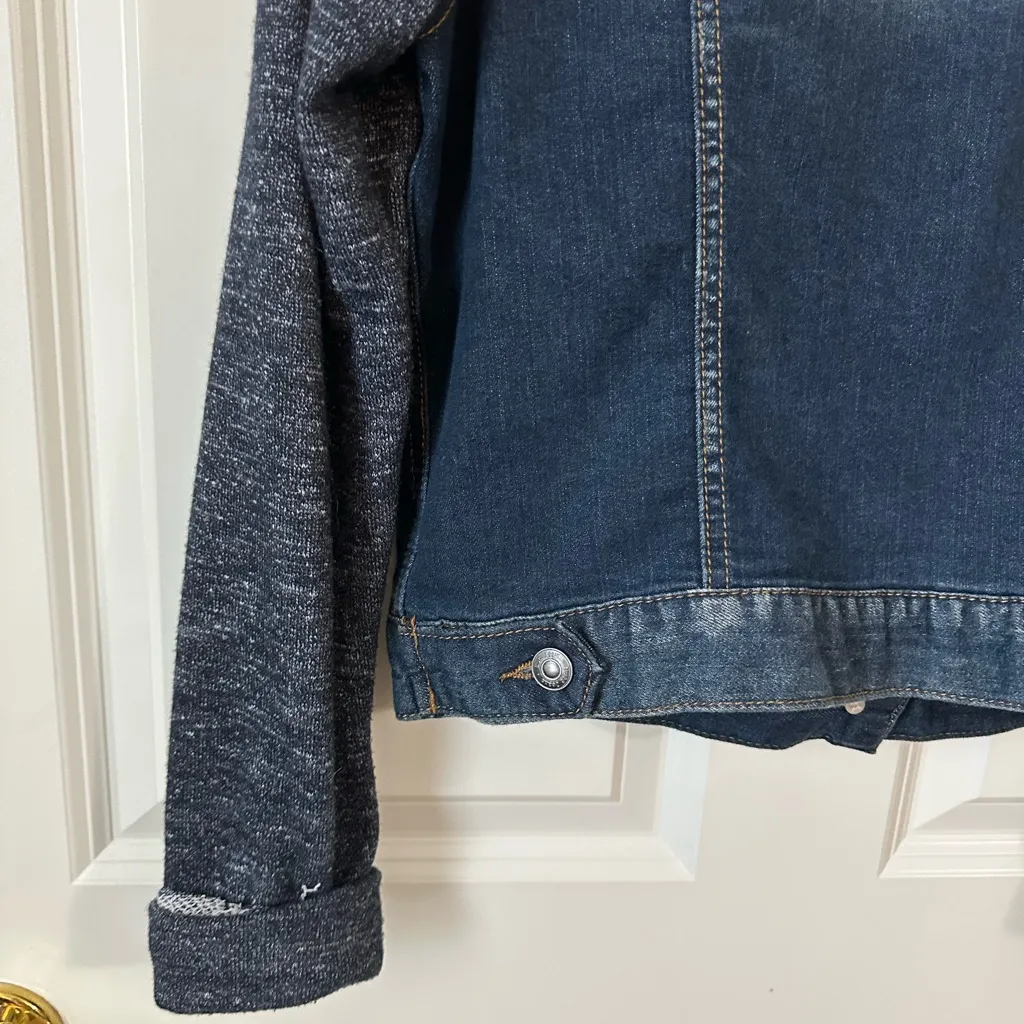 MUDD Denim Jacket Womens M Trucker Sweater Sleeves Hoodie Dark Wash Distressed - Image 7