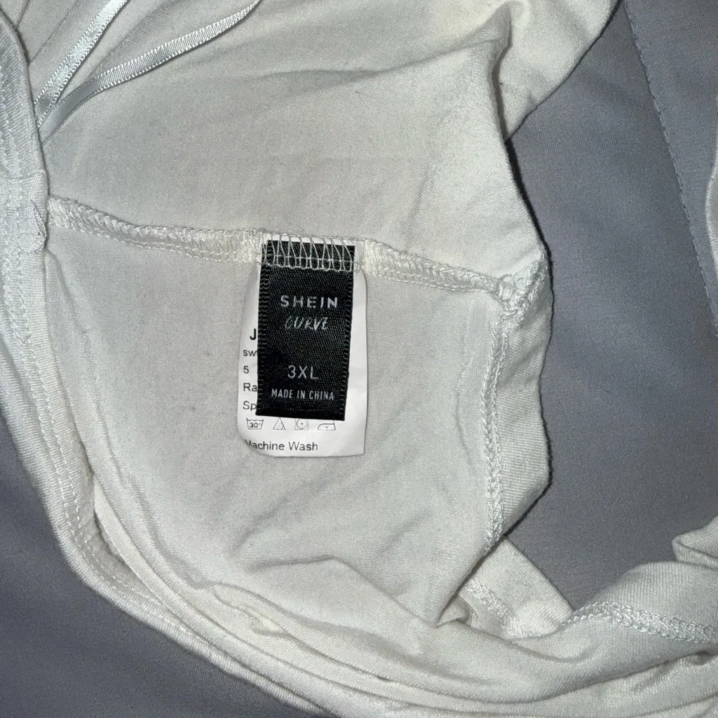 SHEIN White Strapless Tube Top Size 3X - Image 3