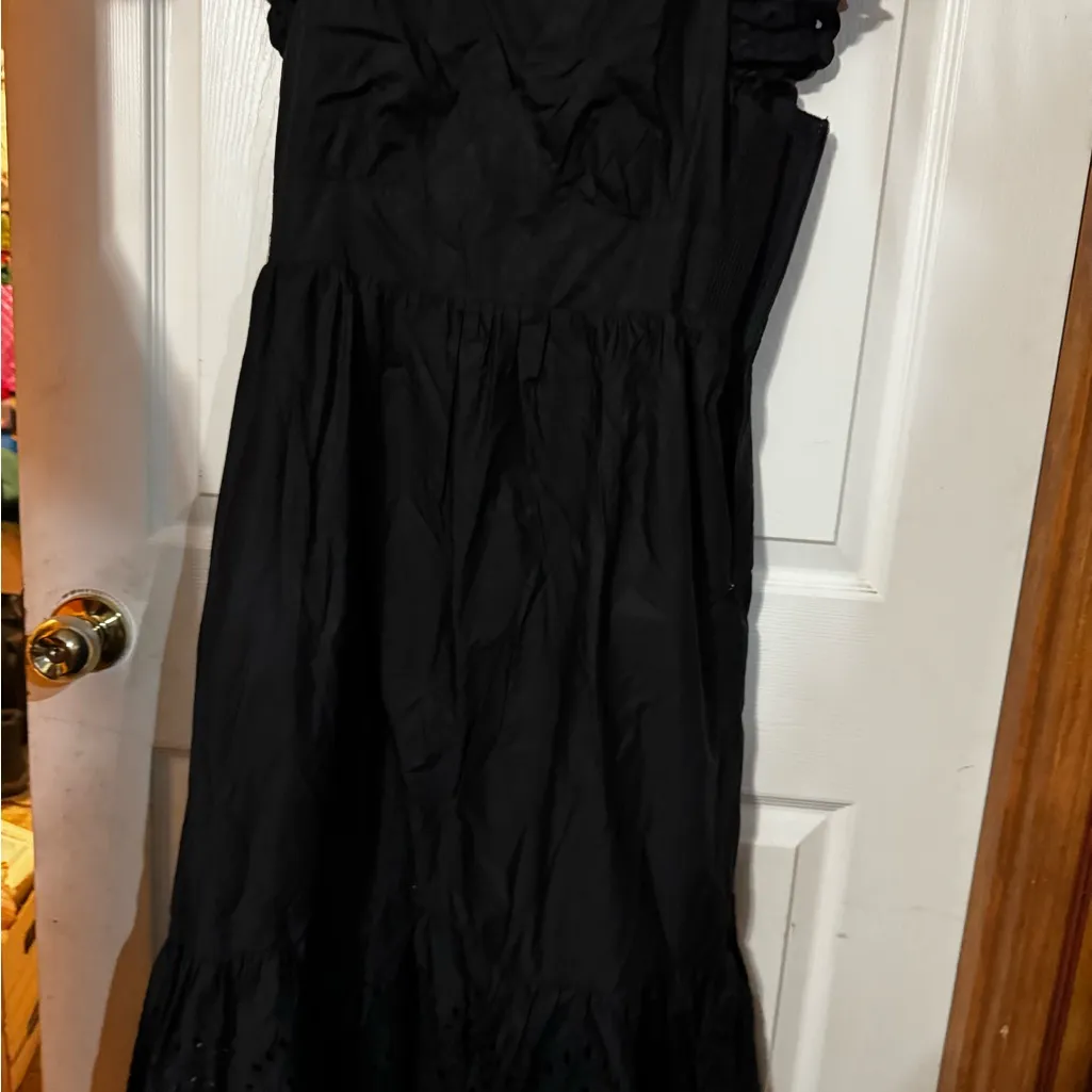 HYACINTH HOUSE Black Eyelet Marshall Midi Dress Black - Image 4