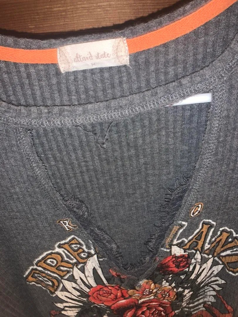 Altar'd State Shirt - Image 5