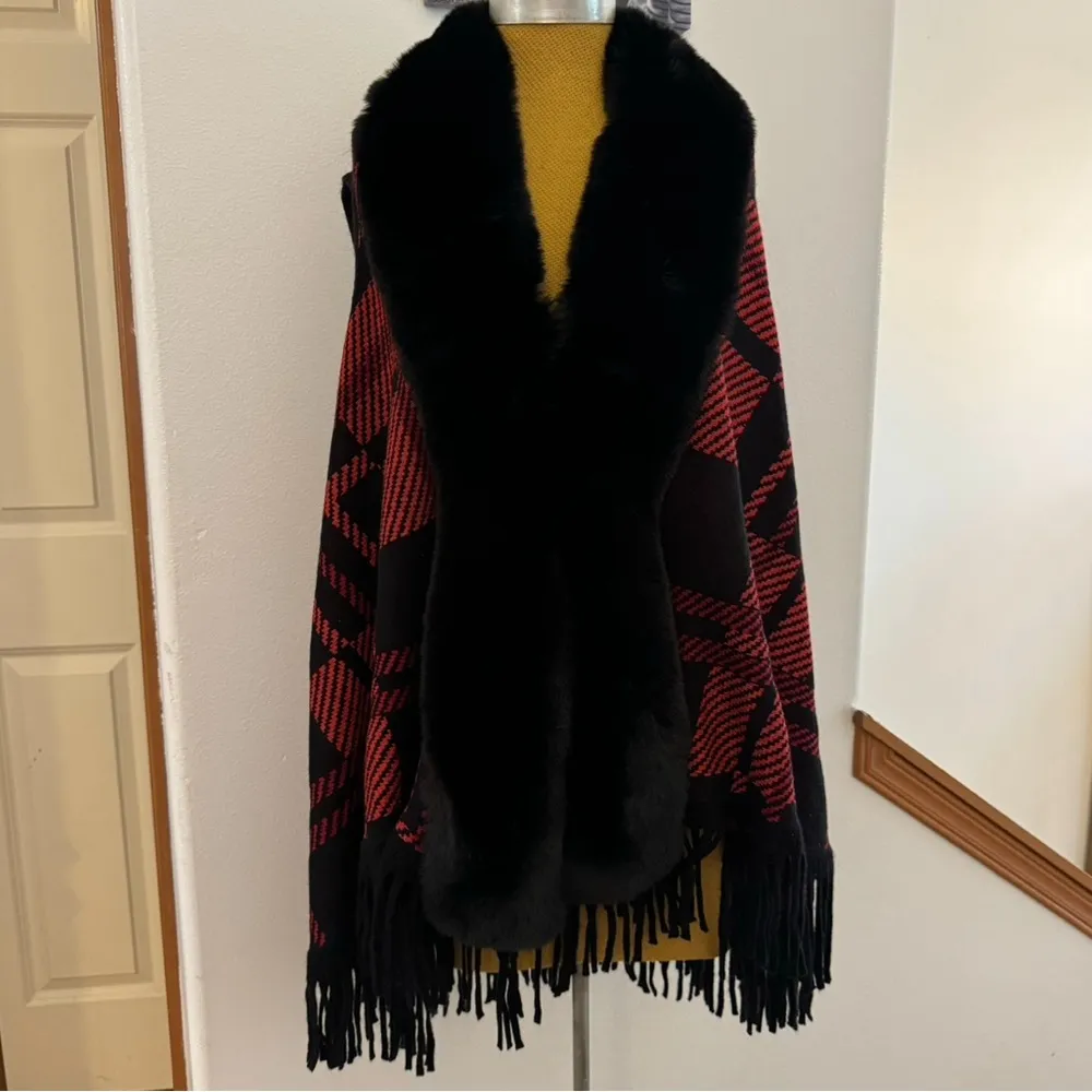 Northern Angel Cardigan Sweater Red Black Open Front Faux Fur Fringe size S/M Size M - Image 2
