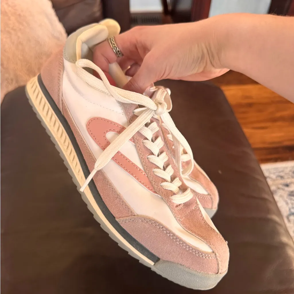 Tretorn Pink and White Women's Sneakers - Image 3