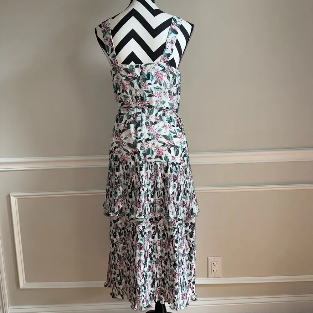 ELLIATT Revolve Vedado Floral Pleated Tiered Midi Dress size Small - Image 9