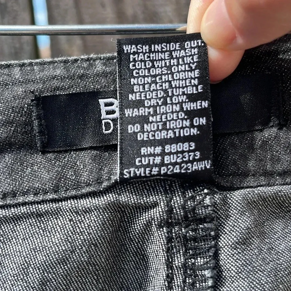 Black snake print denim pants size 6p Beau Dawson zipper button fly pockets - Image 9