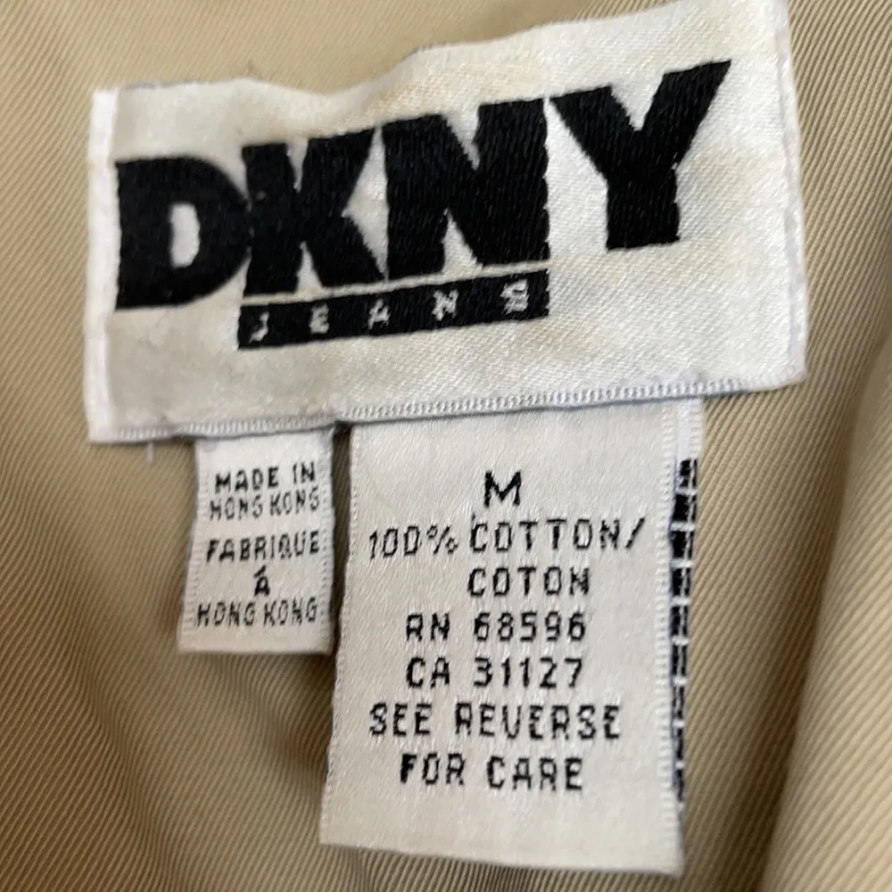 DKNY safari VINTAGE - Image 4