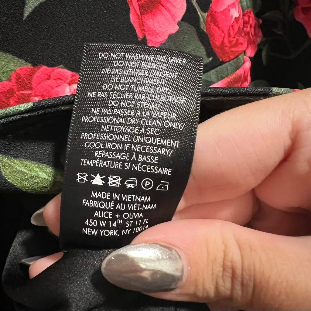 Alice + Olivia Breann Long Fitted Blazer Jacket In Cheri Floral Print - Image 15