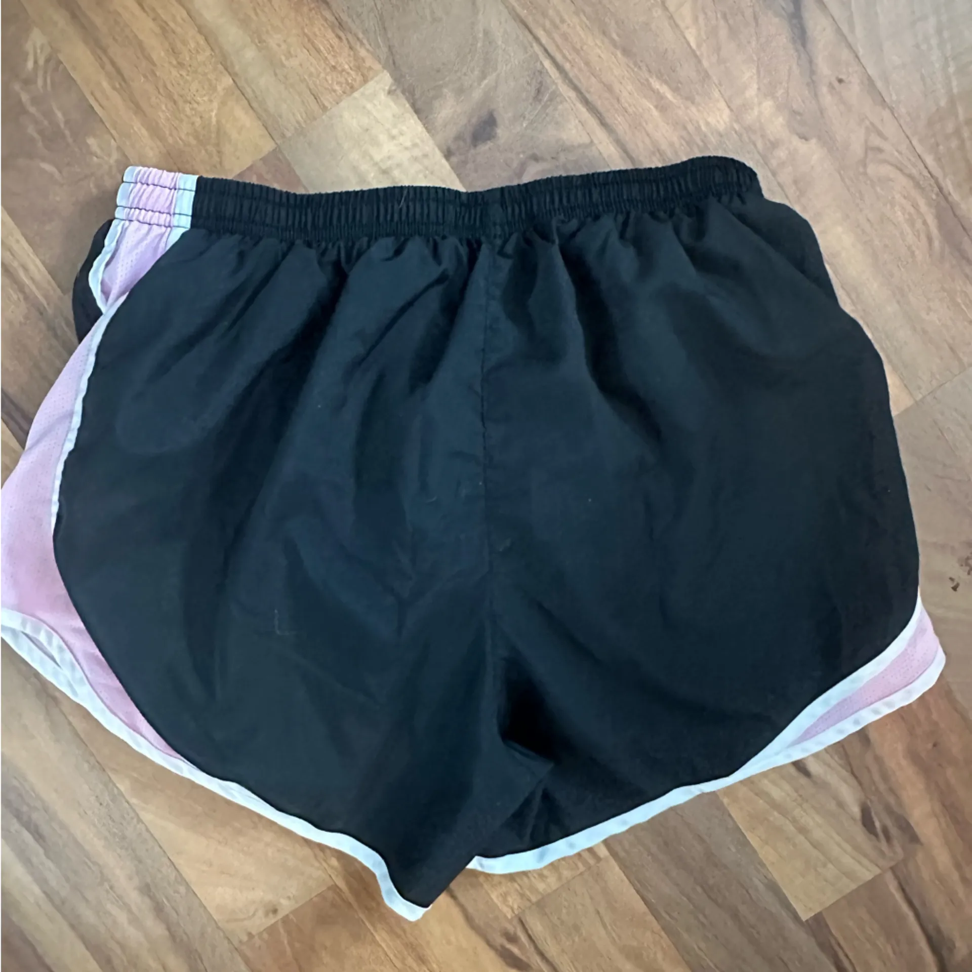 Nike Women's Black and Pink Athletic Shorts - Image 2
