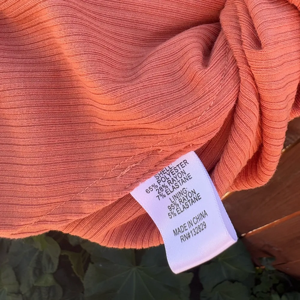 Lovers + Friends Giorgia Mini Open-Back Balloon Sleeve Dress in Ginger Size S - Image 4