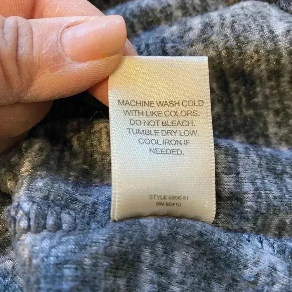 Nicole Miller Black-‎ Gray Soft Fleece Light Pullover Top Front Pocket Sz Medium - Image 6