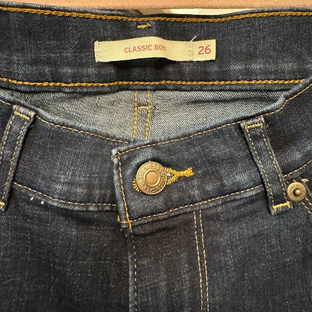 Levi's Jeans Womens 26 Classic‎ Boot Mid Rise Dark Wash Western Blue Denim - Image 2
