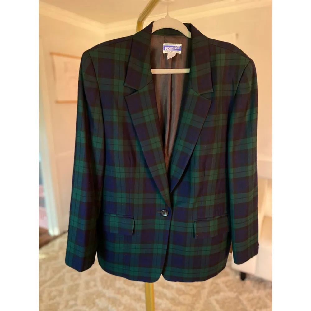 Vintage Pendleton Wool Blazer Green Navy Plaid Holiday Festive Scandi Parisian - Image 2