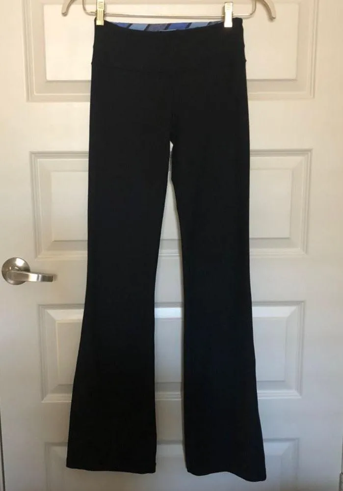 Lululemon Black Reversible Yoga Pants  - Image 7