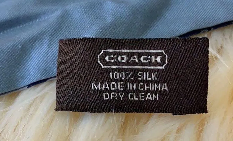 AUTHENTIC COACH WOMEN SCARF - Image 3