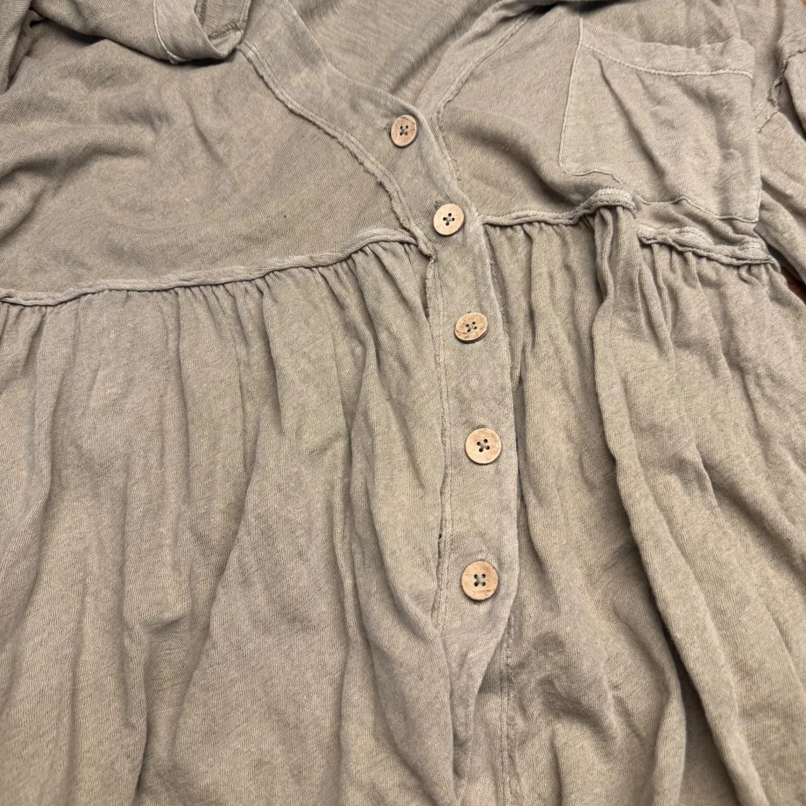 We The Free Button Front Tiered Tunic Shirt Top Womens Medium - Image 2