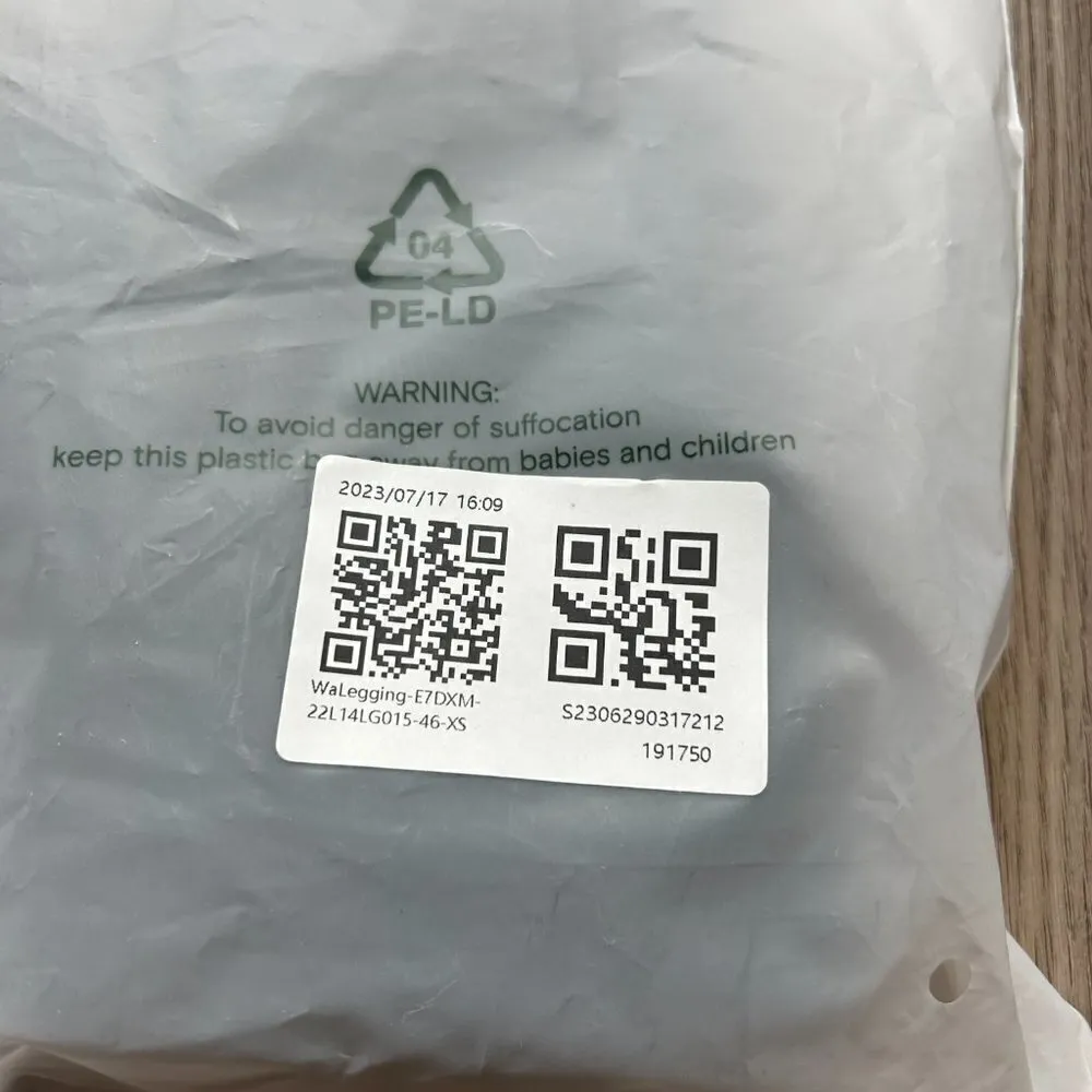 Halara Everyday High Waisted Side Pocket 7/8 Leggings in Black Size XS NWT - Image 7