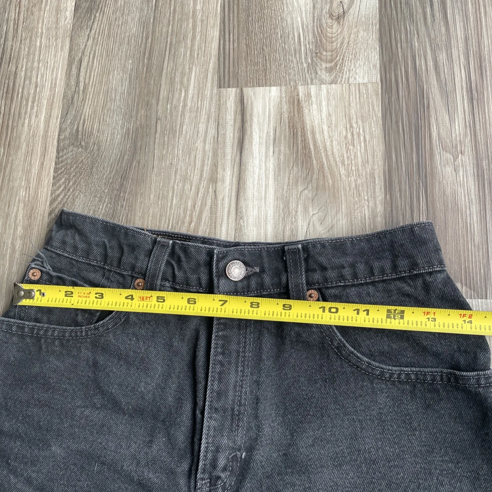 Vintage 550 Levi's‎ Black Cut Off Distressed Frayed Hem Cut Off Shorts XS High W - Image 10