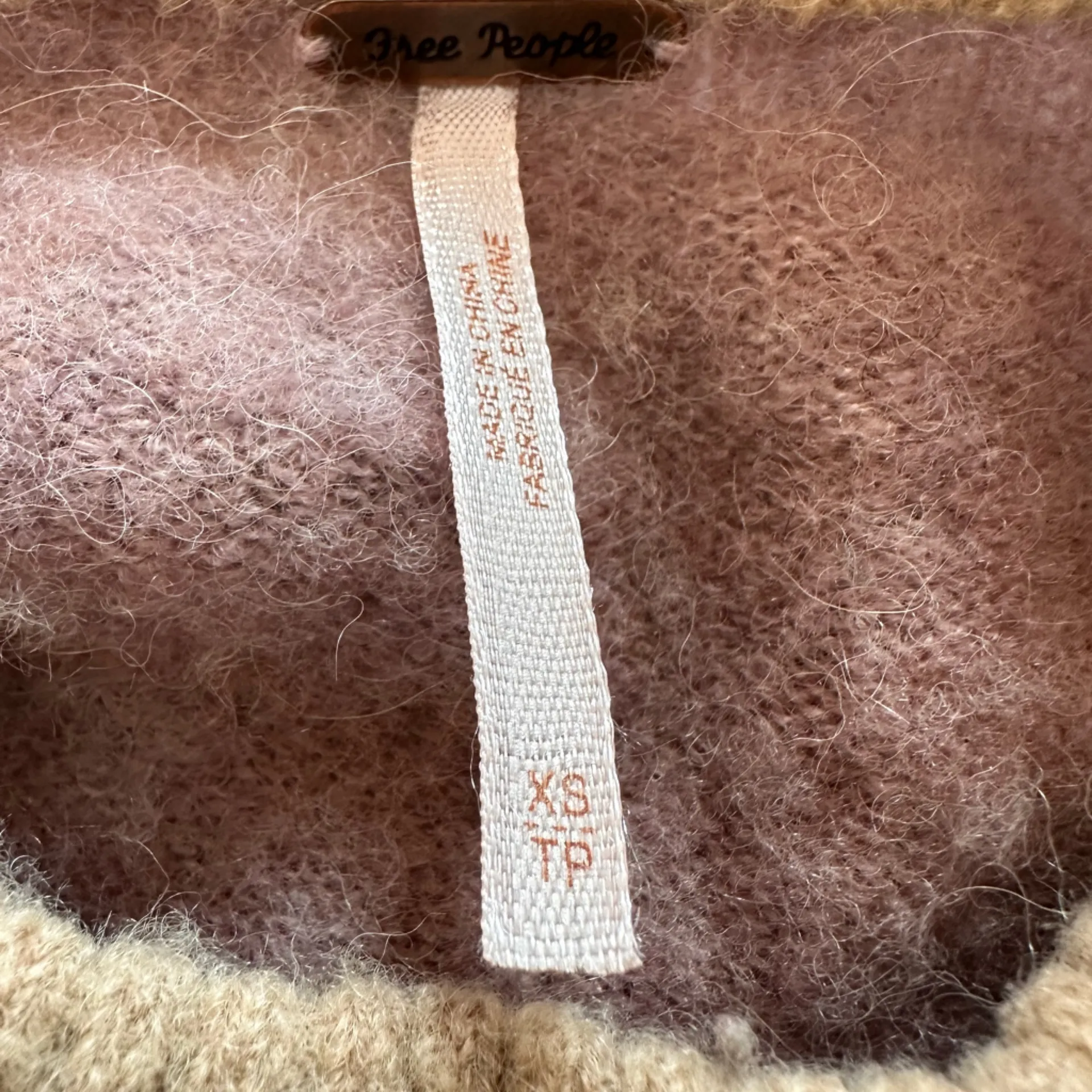 Free People Alpaca Wool Blend Cropped Sweater. Lilac With Cream Trim Crew Neck - Image 3