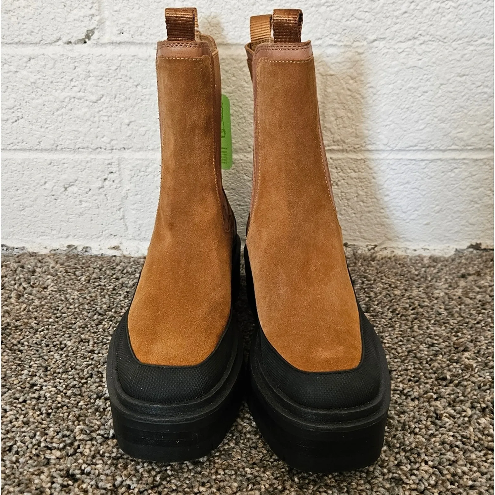 Sam Edelman Lulia Tan Suede Platform Lug Sole Chelsea Boots‎ Size 8 - Image 3