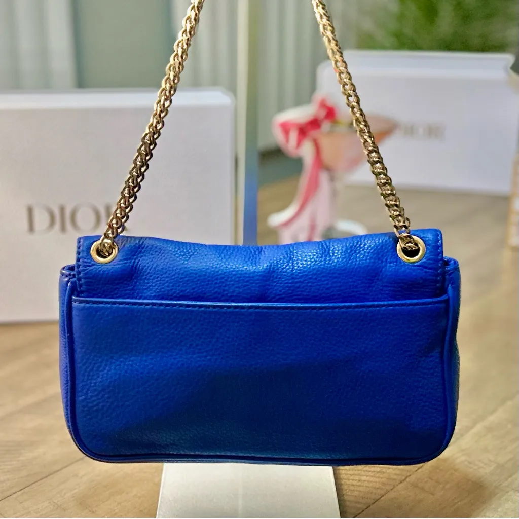 Michael Kors Jet Set Chain Shoulder Bag; electric blue - Image 3