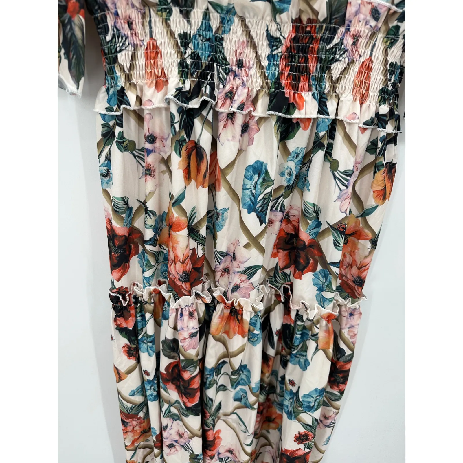 White Floral Maxi Dress Size L Flowy Feminine Long Summer Lightweight Boho Size L - Image 5