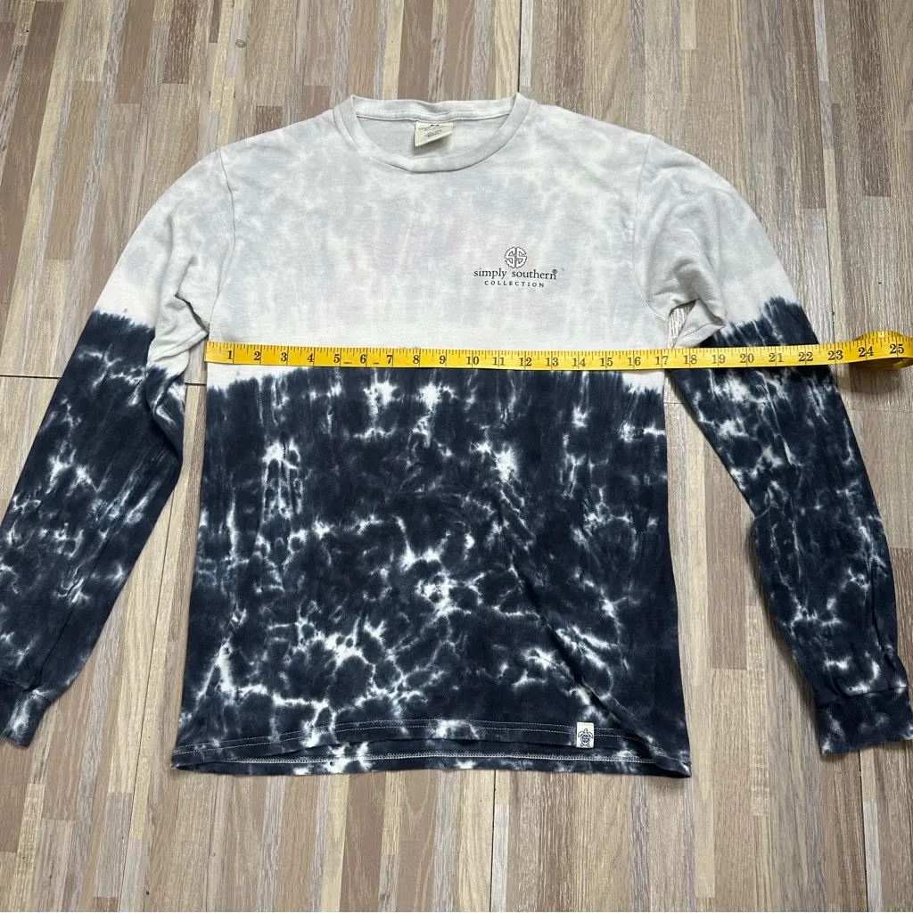 Simply Southern Women's Bee Happy Smoky Tie-Dye Long Sleeve Shirt, Small - Image 5