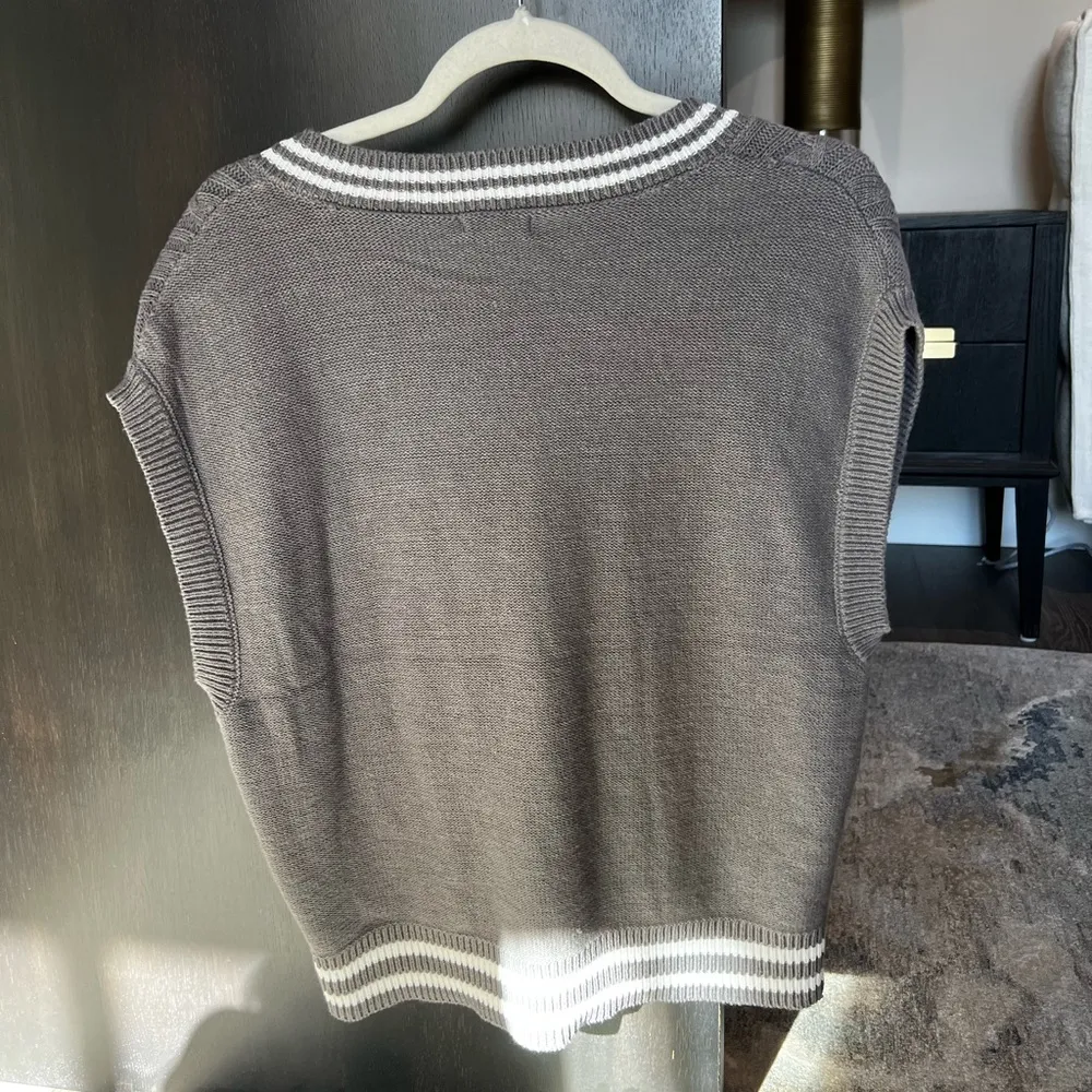 Wild Fable Grey Cable Knit Sweater Vest - Image 2