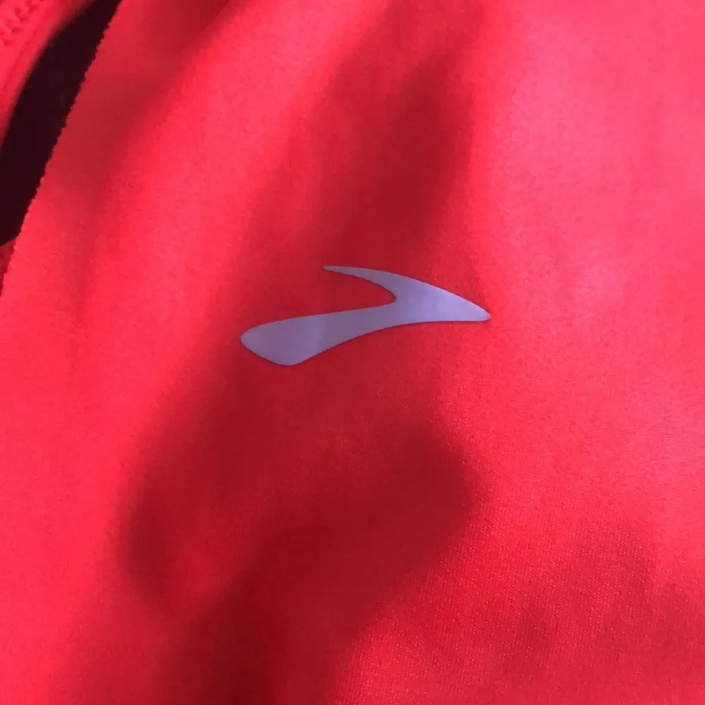 Drive 3 Pocket Sports Bra Red Sz 36DD Removable Pads Cut Out Back Logo - Image 7