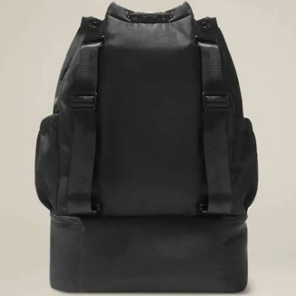 Beyond Yoga Convertible Black Gym Bag Backpack Tote Bag New With Tags NWT - Image 4