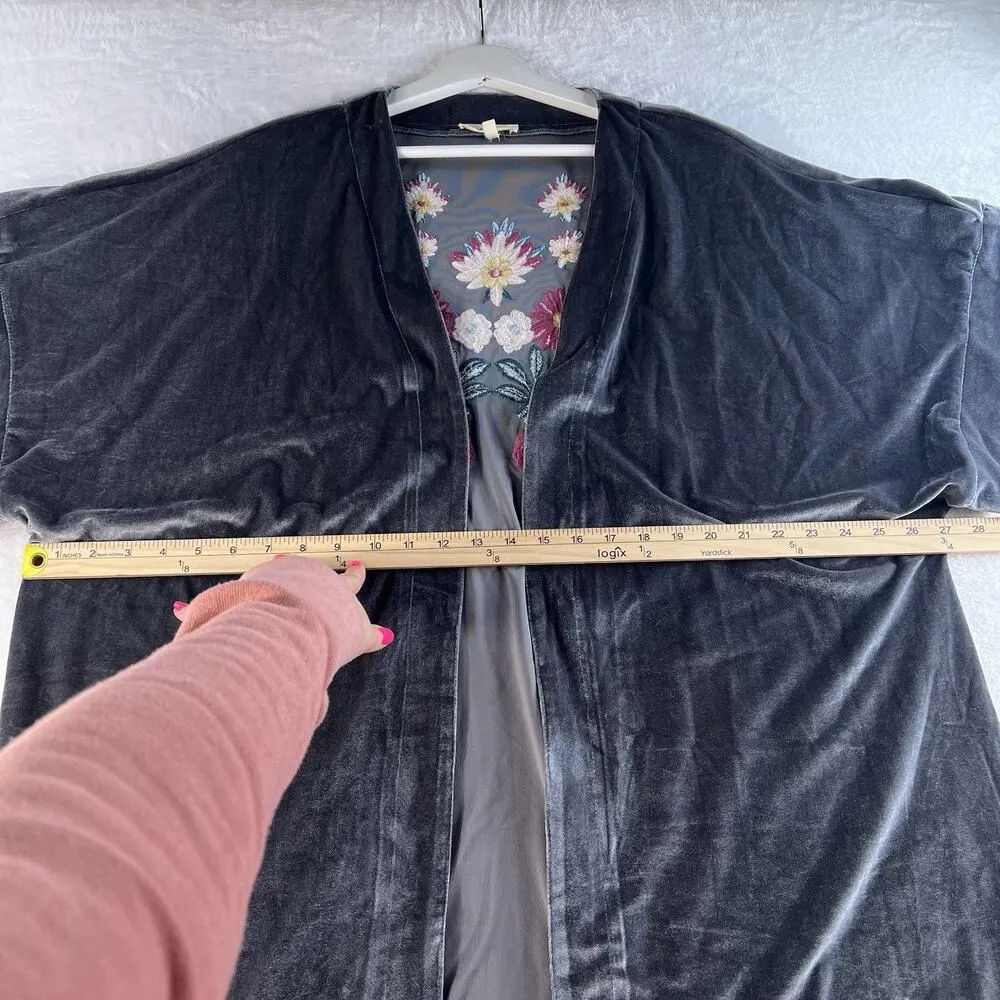 Entro XL Gray Velvet Kimono Bright Floral Embroidery Boho Bohemian Whimsigoth - Image 7