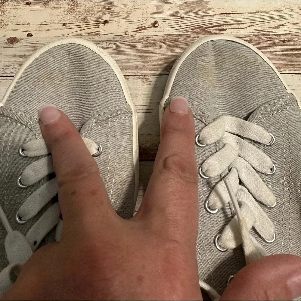 KEDS Sneakers Women’s Size 9  Gray Lace Up Shoes Walking - Image 5