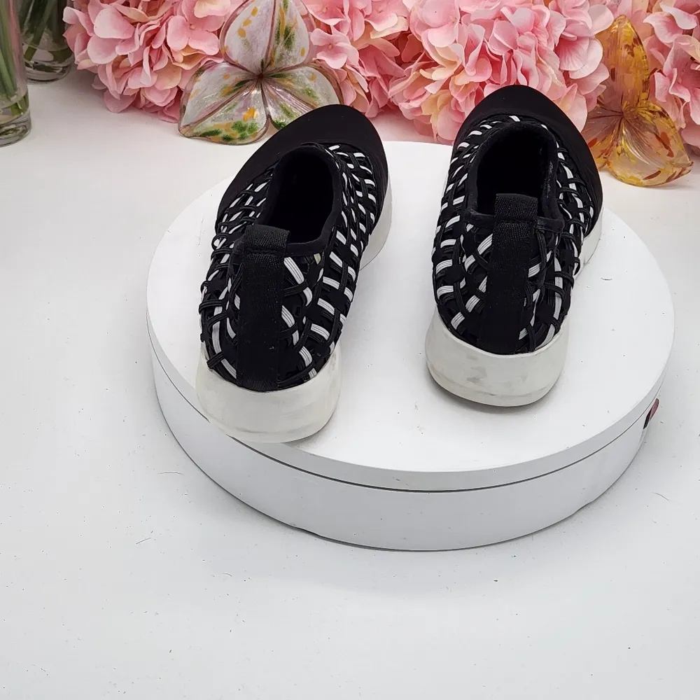 Sarto by Franco Sarto Black Fallan Woven Slip On Sneakers Size 8.5 M - Image 5