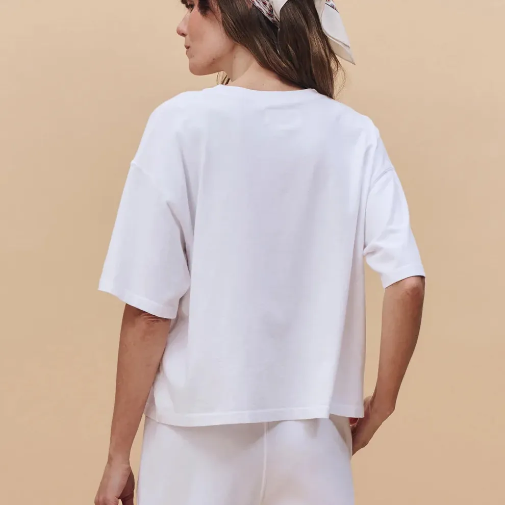 The Great The Track Crew Crop White Tee Shirt Size L - Image 2