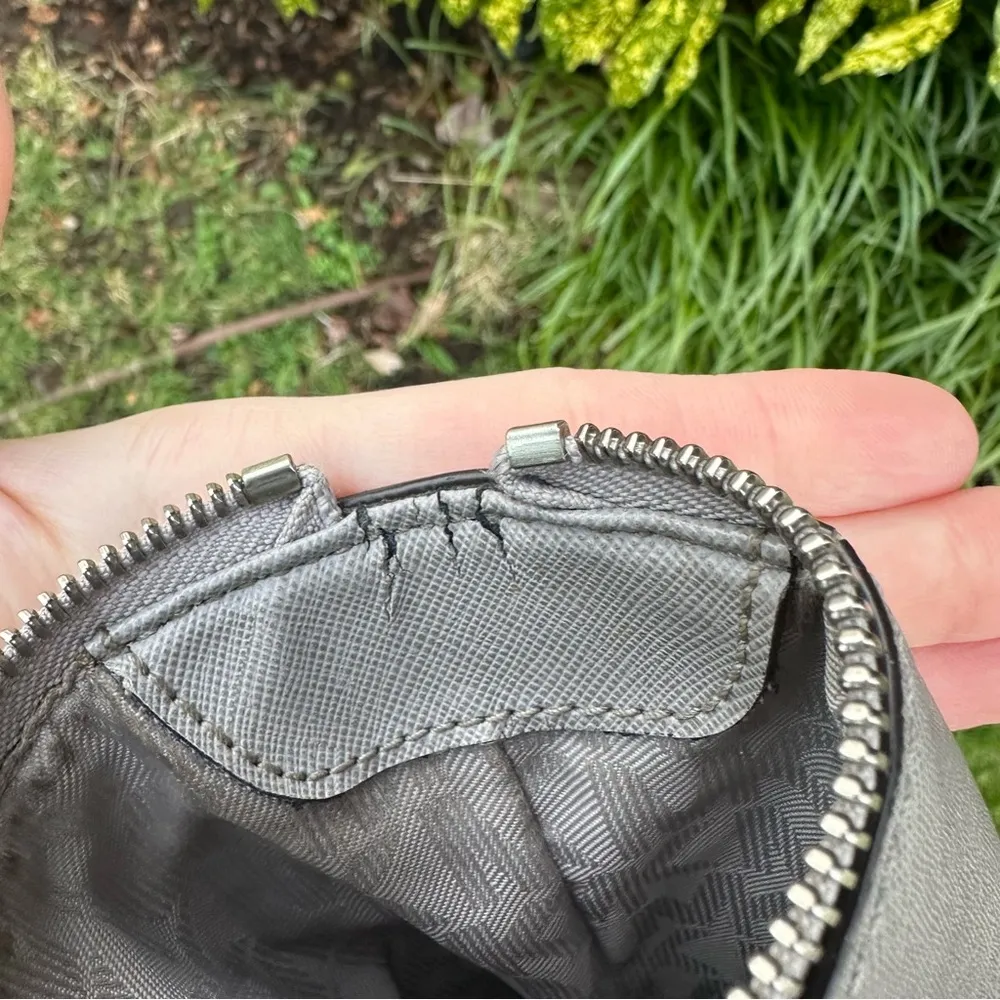 Michael Kors Jet Set East West Top Zip Tote Bag Grey Saffiano Leather Purse - Image 4