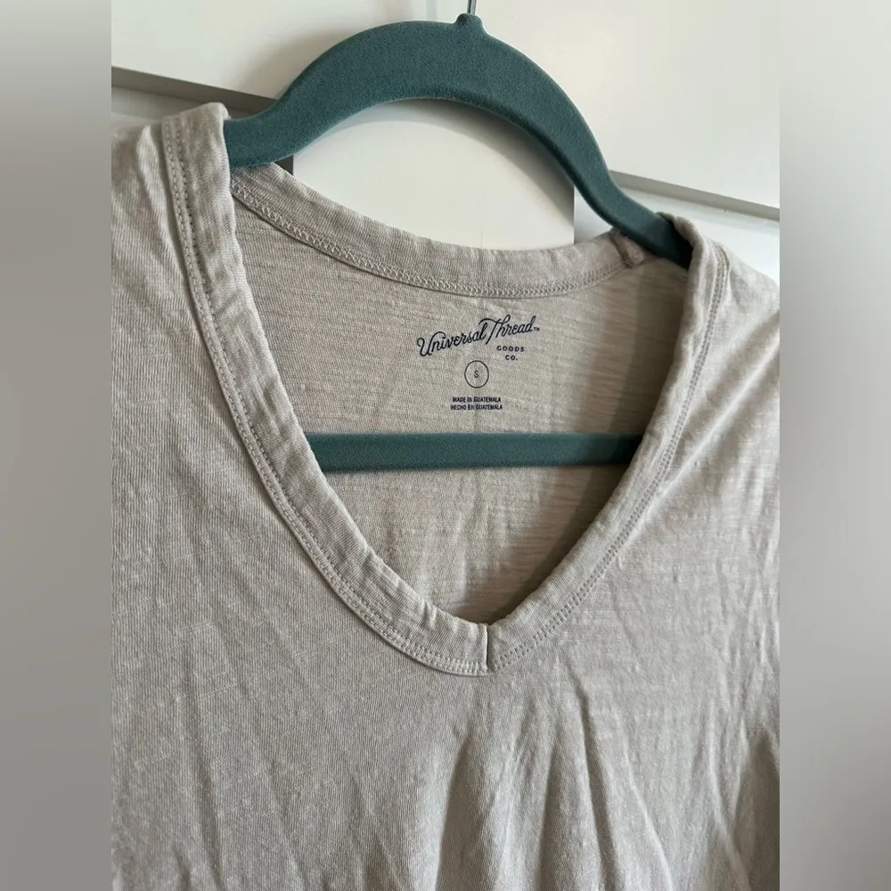 Universal Thread Women's S Vneck Tee Shirt Taupe Marl 100% Cotton Casual Basic - Image 5