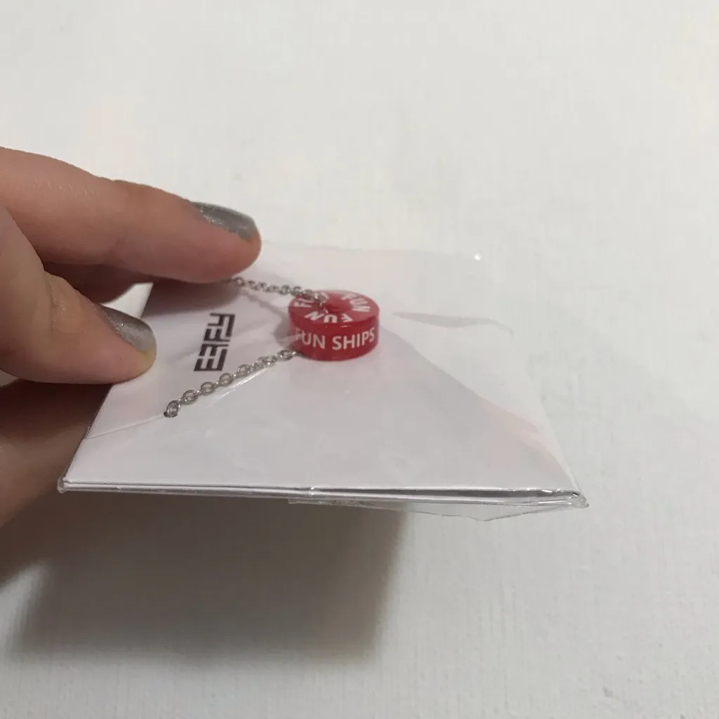 Effy Silver Tone Chain Necklace Red Acrylic Bead Charm Fun Ships - Image 2