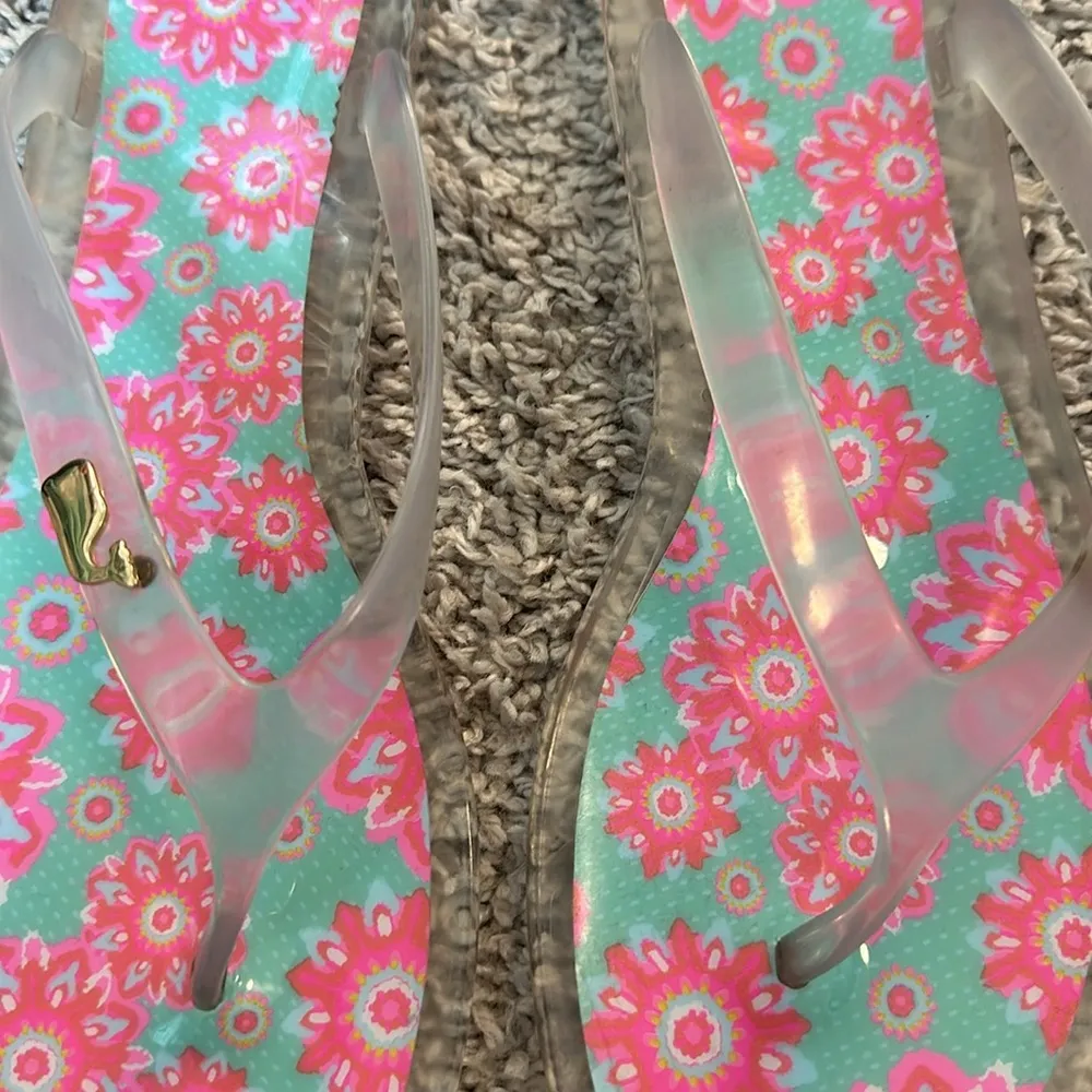 Vineyard Vines floral patterned jelly flip flops Sz 9 - Image 6