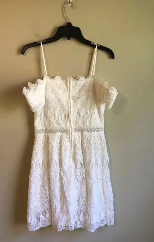 Francescas Small White Cold Shoulder Dress - Image 2