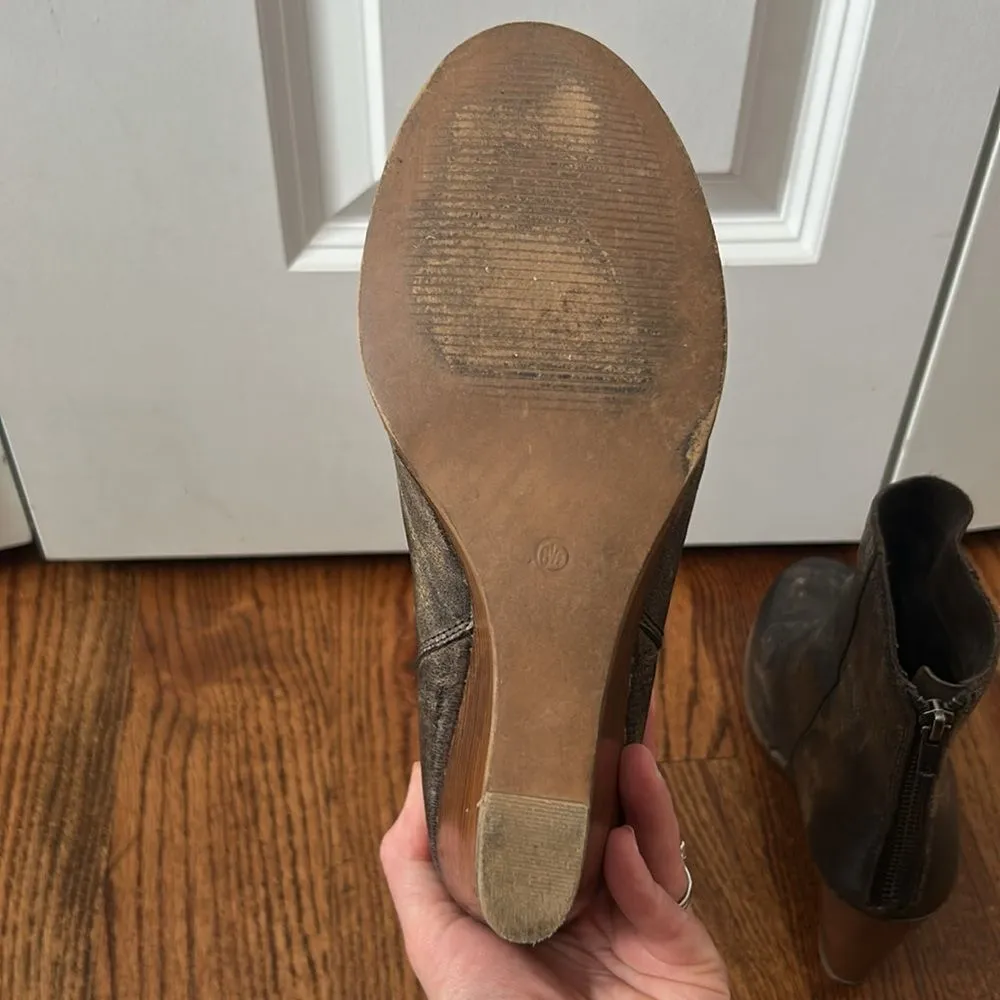 Diba True Wedge Ankle Distressed Leather Boot Size 8.5 Brown - Image 5